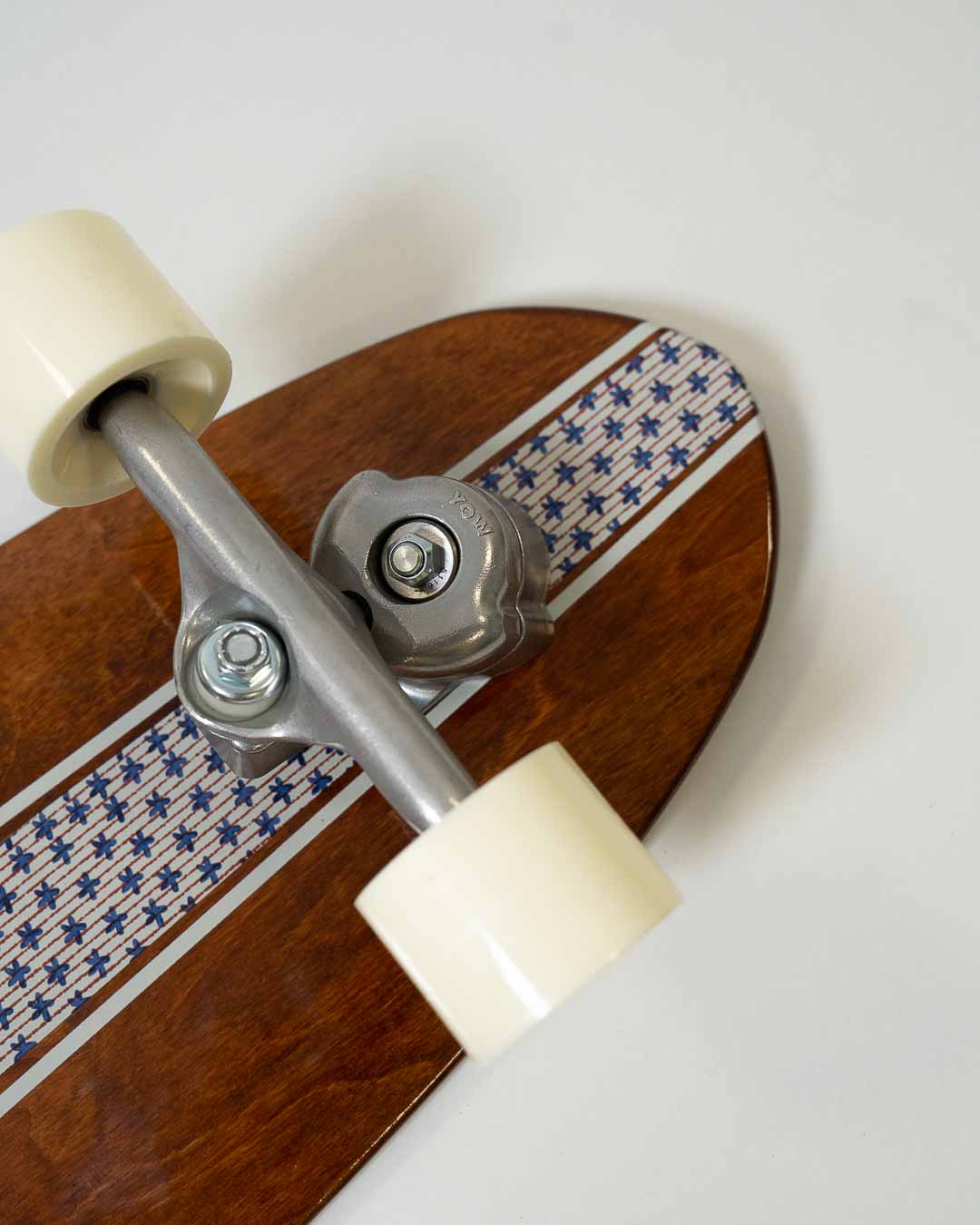 Waikiki 40" Classic Series Yow Surfskate