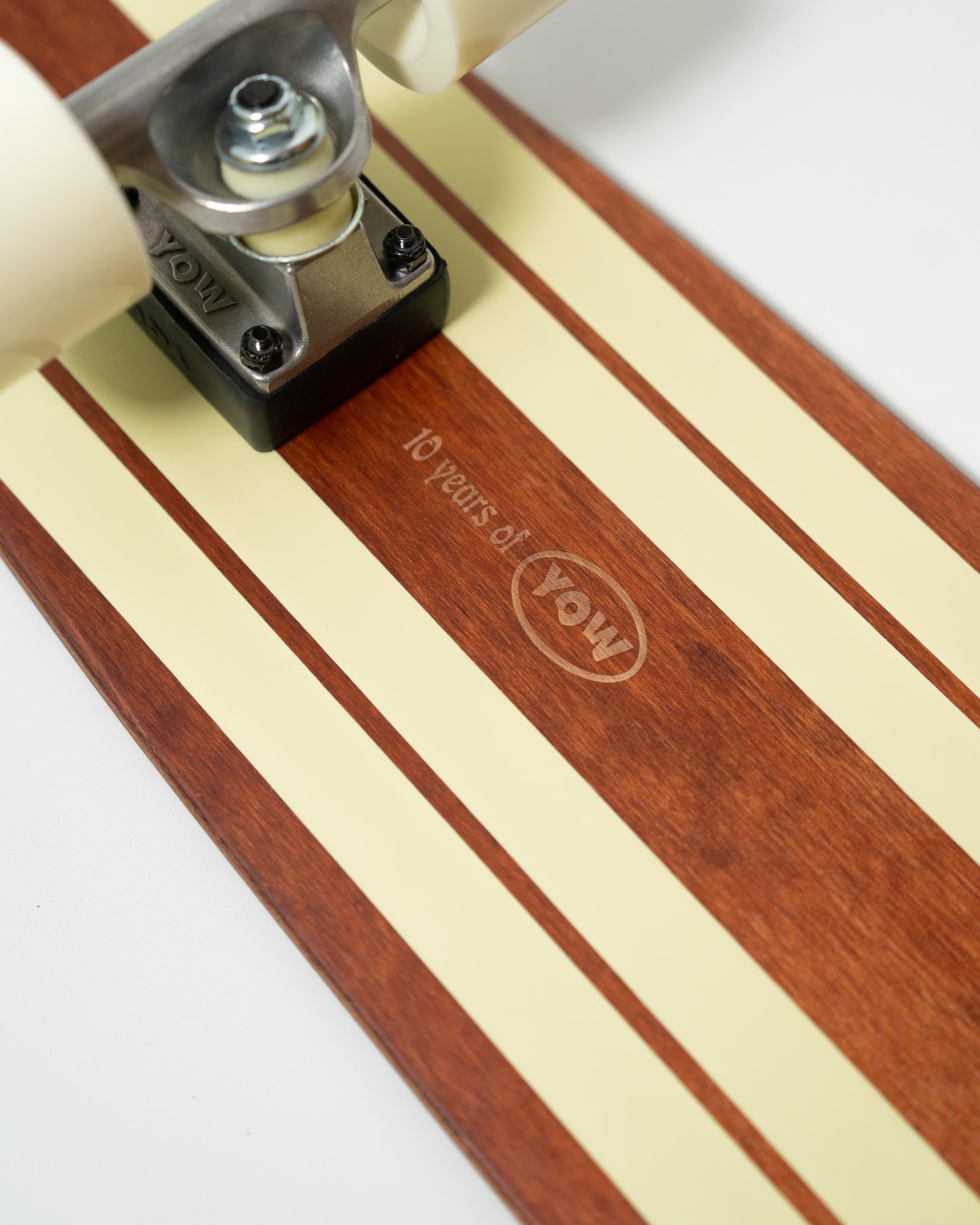 Del Mar 7.6"x31.33" Yow Surfskate